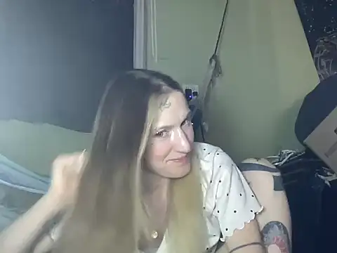 lavender_spits Adlı Modelin Web Kamerası Şovu