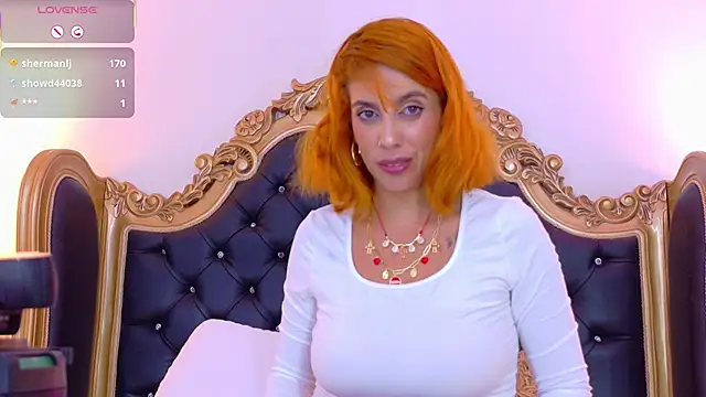 AdelinaVans Chat XXX in diretta