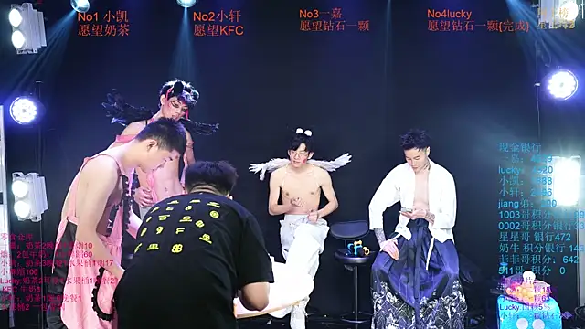 Zouzouboy-001's Webcam Show