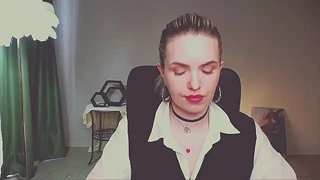 دردشة AliceSmite الجنسية المباشرة