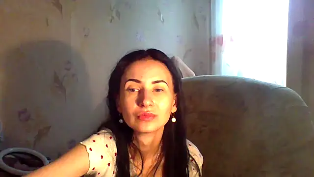 Živá chatovací místnost Starry_Siren