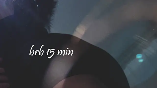 Živý XXX chat HolySinner83