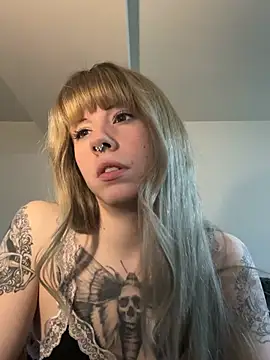 BiancaValentinaのライブXXXチャット