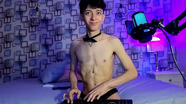 Twink_Sebas7 Webcamshow