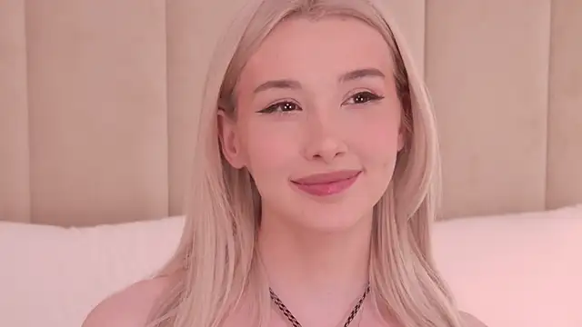 Онлайн чат XXX Nesolla