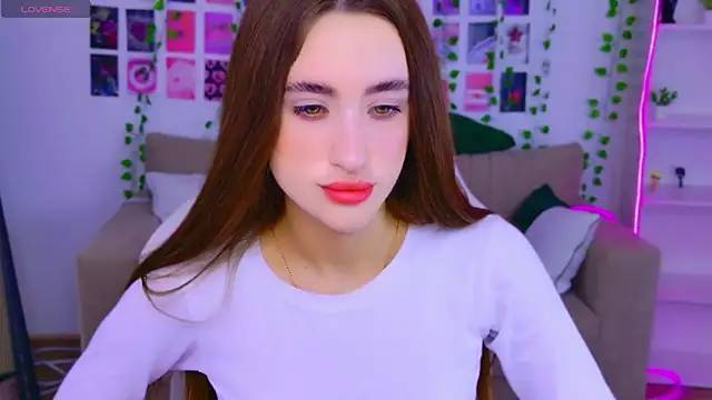 MadisonRen Adlı Modelin Canlı XXX Sohbeti