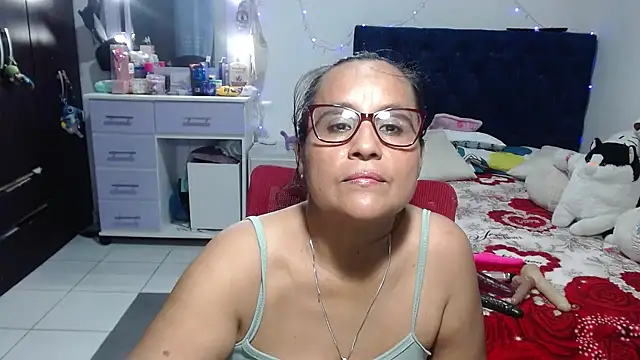 pervert_mommy_n Live XXX chat