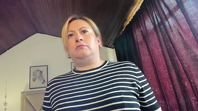 MonyCassius Chat XXX in diretta