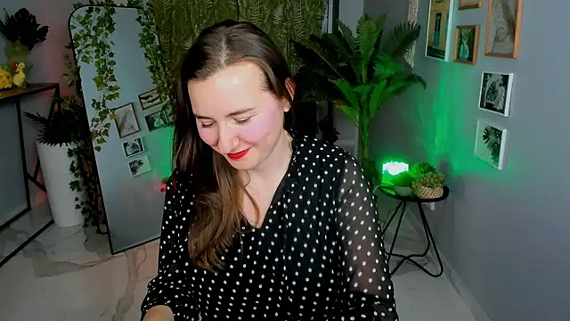 Golden_Dragon Chat XXX in diretta