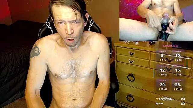 MasterForgedRayy's Live XXX Chat