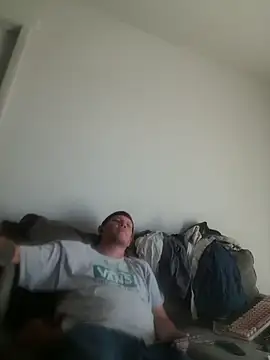 yourMasterisBored Show in webcam