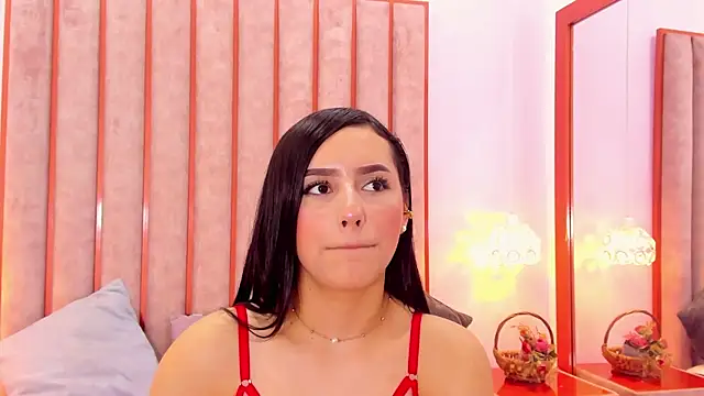 Zoe_Monrow's Live XXX Chat