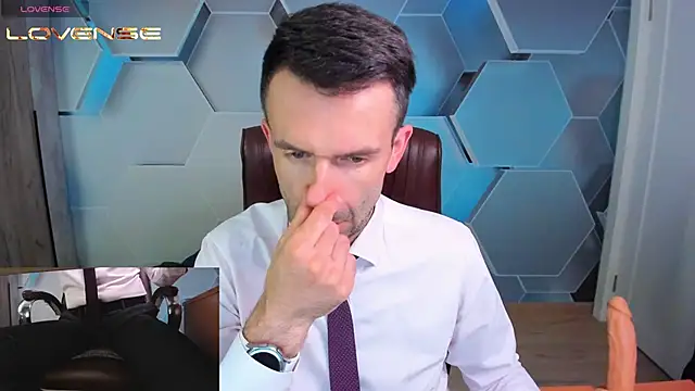 Chat XXX ao vivo de SteveTiger