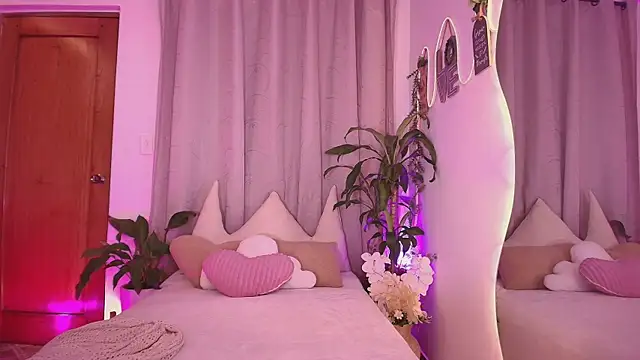 Chat +18 de megansan_ ao vivo