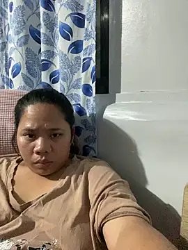_UrSingleMamiBella_ – Naživo XXX chat