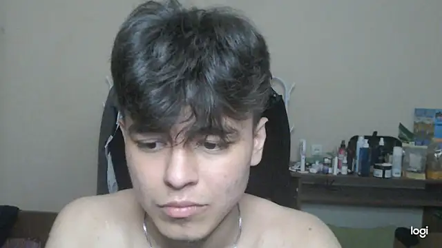 Show modela ToddWarren na web-kameri