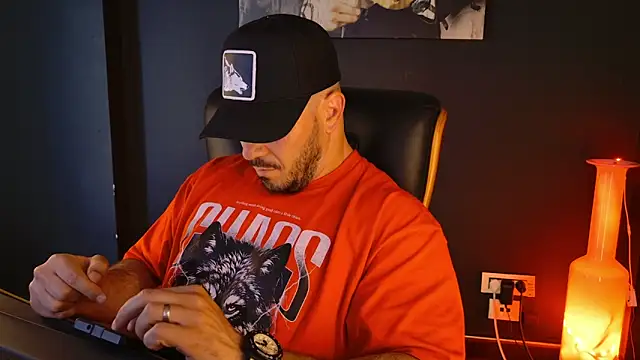 AngeloEric's Live XXX Chat