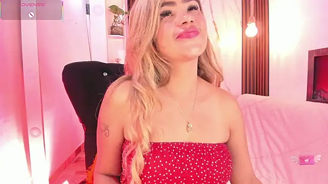 Agatha210's Live XXX Chat