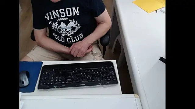 dutchpornking Show in webcam