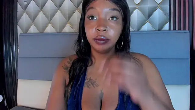 Charlotte__Brown_ – live chatrum