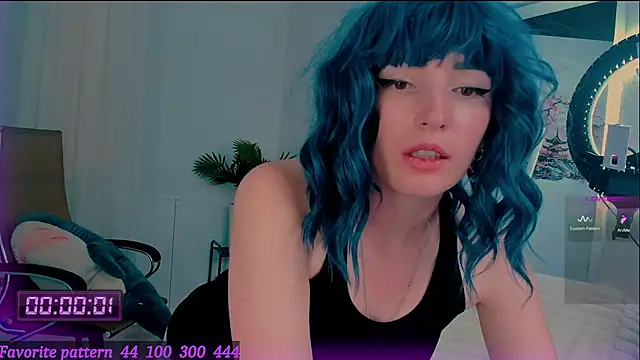 XXX chat uživo modela Elli3cat
