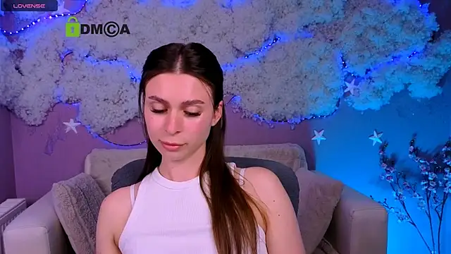 flora_ri's Live XXX Chat