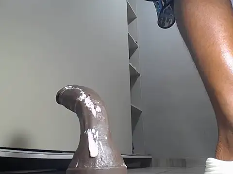 Chat +18 de KinkyJXxX ao vivo