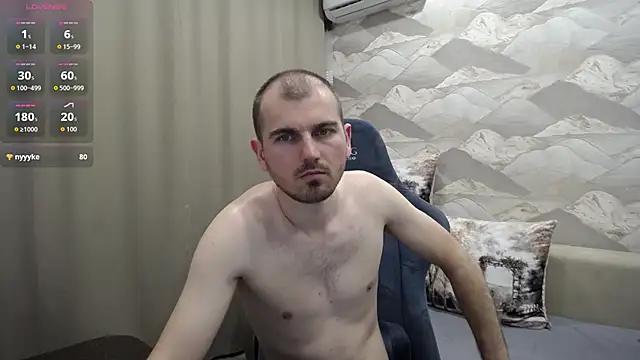 SerzhKorol1's Live XXX Chat