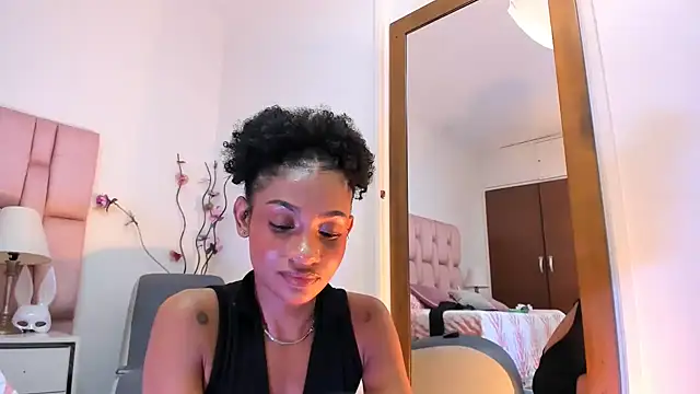 دردشة kamii_arias الجنسية المباشرة
