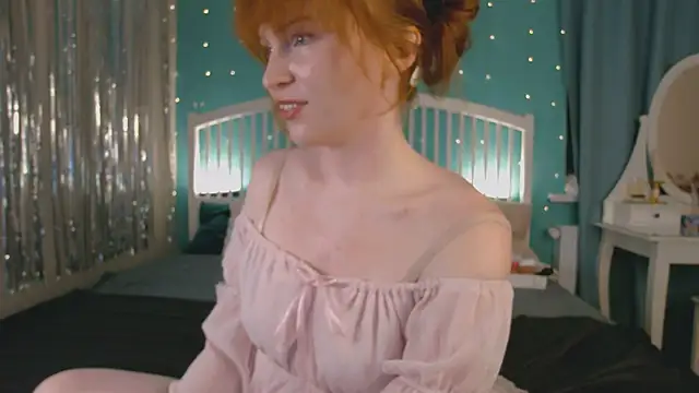 دردشة GingerArin الجنسية المباشرة