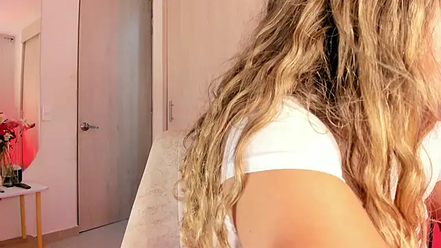 Melina_Ferrer1 现场XXX聊天