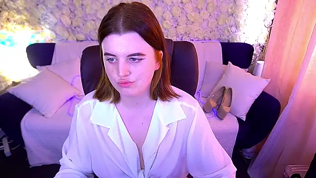 KristiFoxy's Live XXX Chat