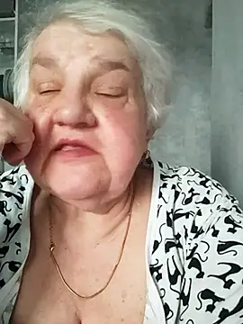 Živý XXX chat HapinessLovee