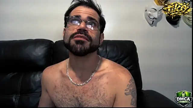Zander823 Show Webcam