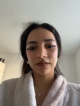 EmmyBullockk Live XXX-Chat