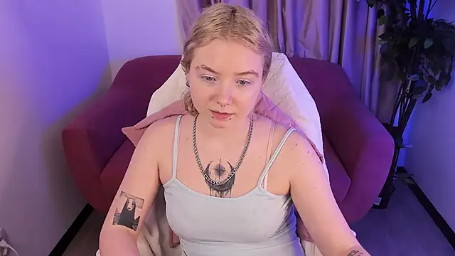 Онлайн чат XXX LycorisRed