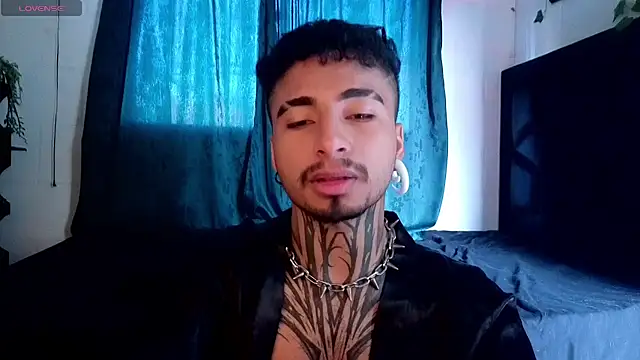 JuanCamiilo_66 Webcam Show