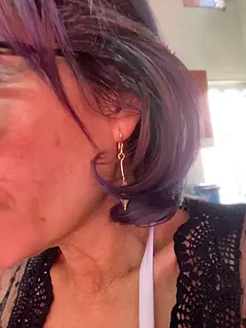 Chat +18 de Goddess-Love- ao vivo