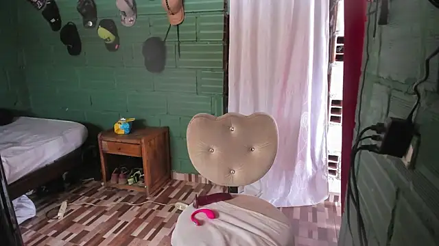 DanaaRey – Naživo XXX chat