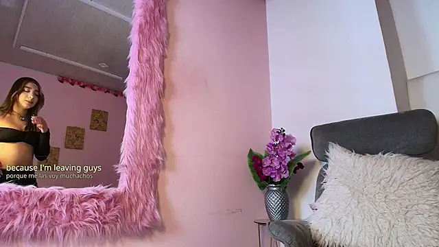 lilyth_bloom élő XXX-chatje