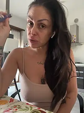 AmandaArt 라이브 XXX 채팅