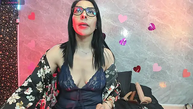 XXX chat uživo modela adellelennoxx
