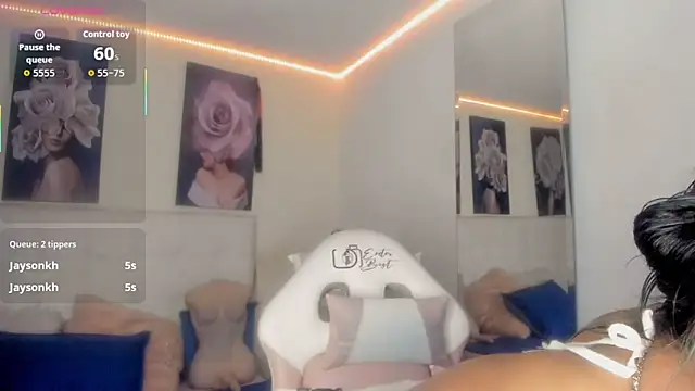 SamathaMay live XXX chat