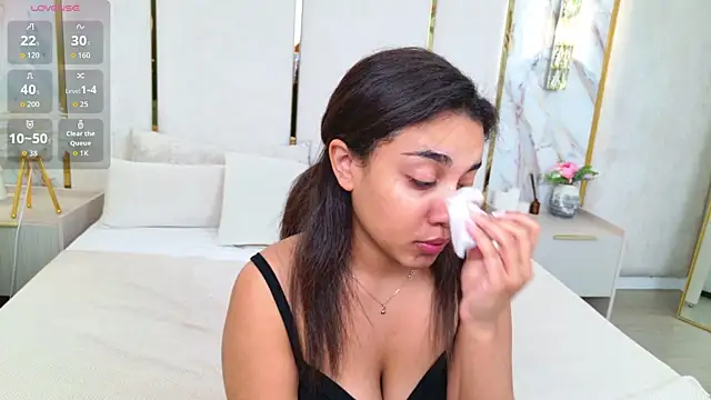 Živý XXX chat Luna_Cortier