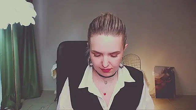 AliceSmite's Live XXX Chat