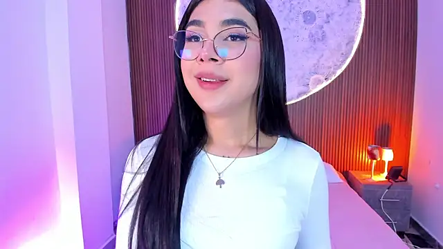RoseCassie live XXX chat
