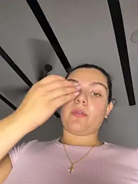 Eva_stark10のライブXXXチャット