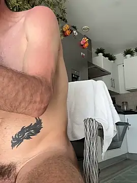 Michel_huge's Live XXX Chat