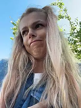 HarrietDartn Live XXX chat