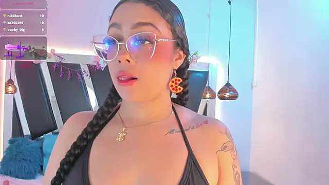 antonelllepiercee's Live XXX Chat